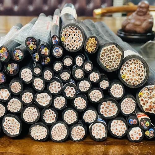 IMG_3275.jpg IMG_3275.jpg